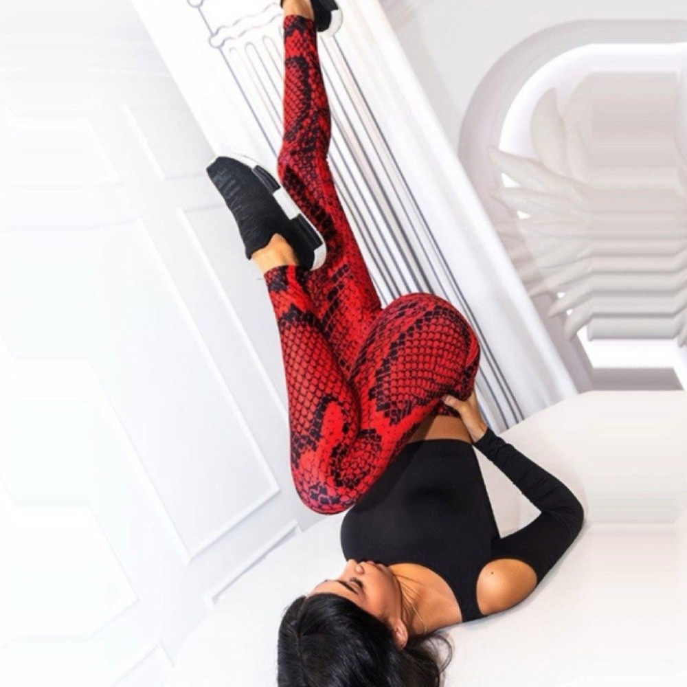 بنطلون ليجنز بنقشة جلد الثعبان - مراجعة Pilates Yoga Legging وسعره