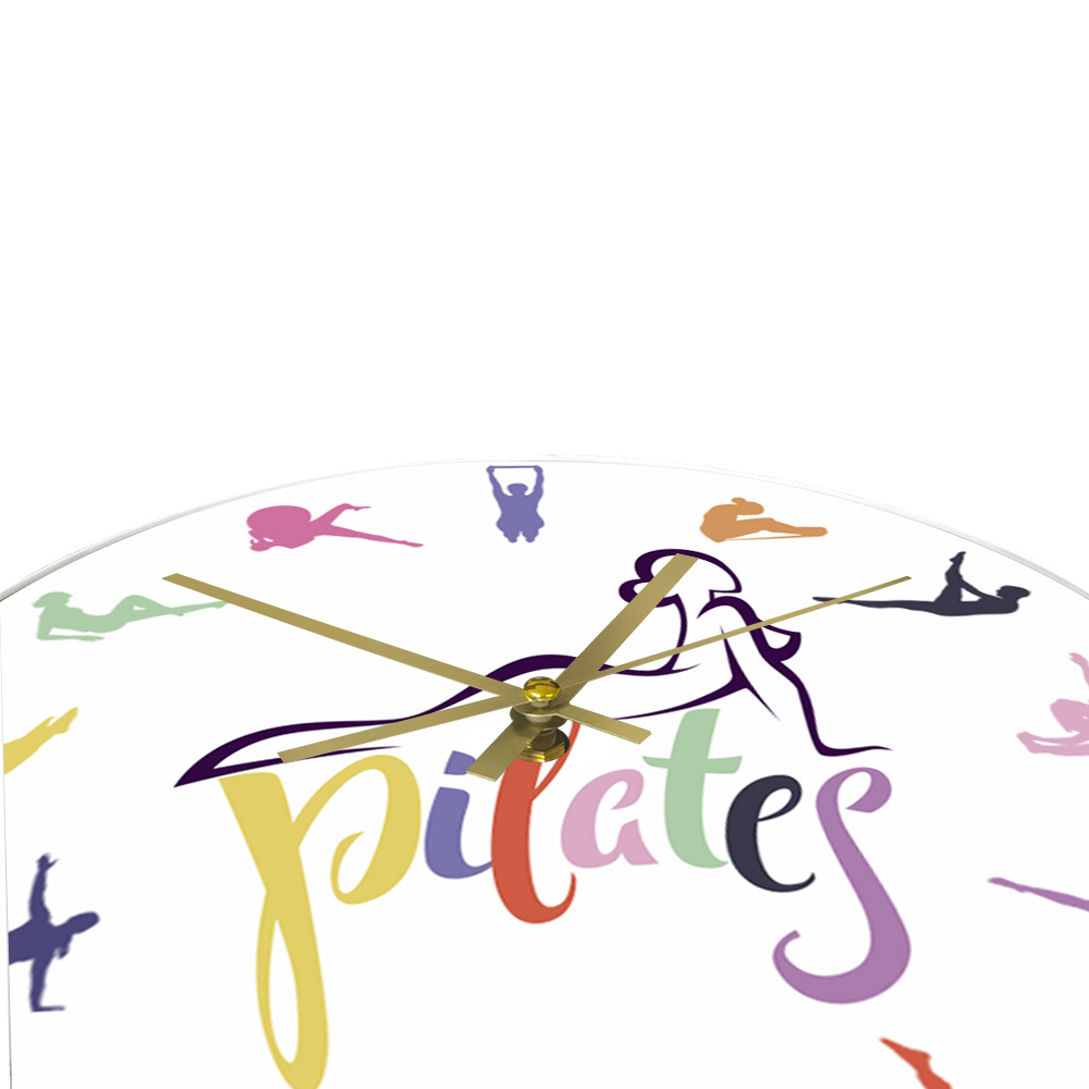 ساعة حائط ملونة بتصميم بيلاتس  - مراجعة Pilates Yoga Room وسعره